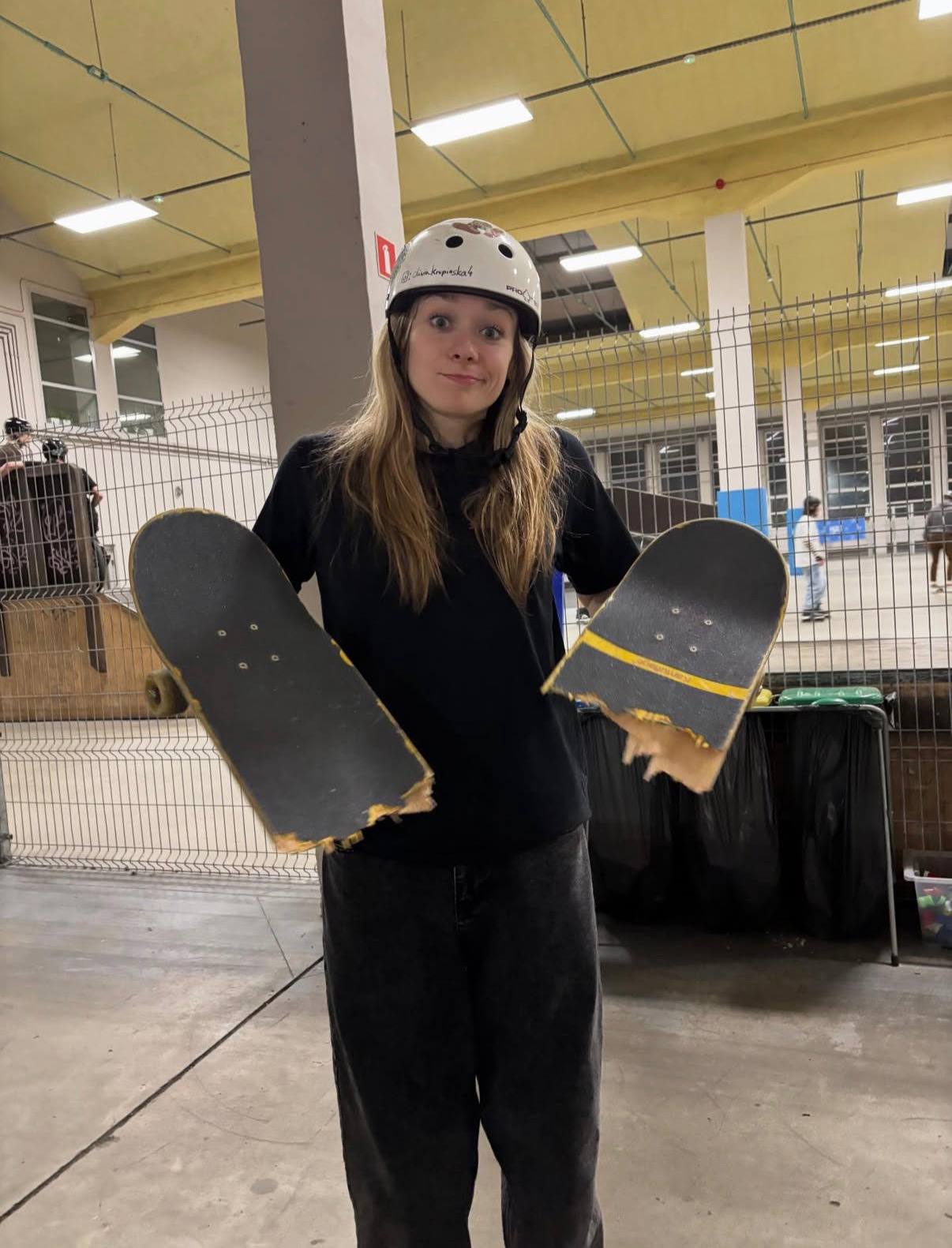 Portrait of Oliwia Krupinska, Skateboarding creator